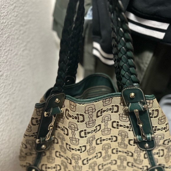 Authentic Gucci Pelham - Picture 6 of 8